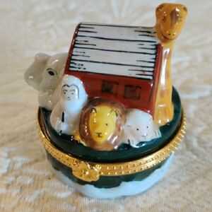 CBK Noah's Ark & Animals, Porcelain Hinged Whimsical Trinket Box Vintage 1996